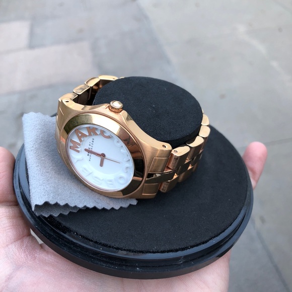 Marc Jacobs watch - Picture 3 of 3